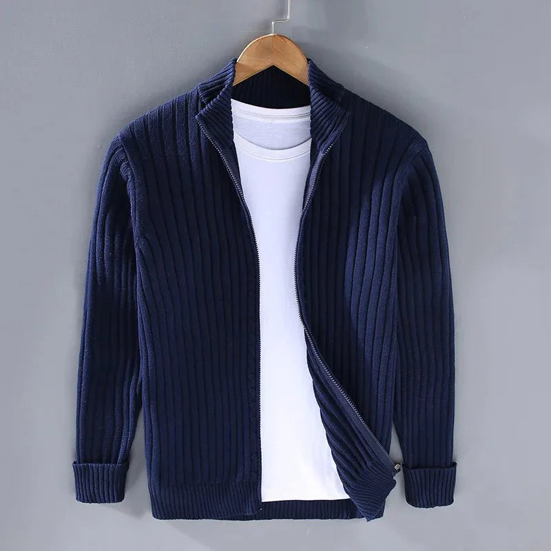 Cardigan Masculino com Zíper e Gola Alta - Outono/Inverno 2024