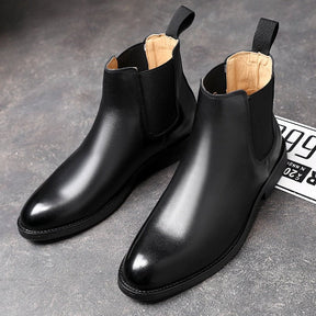 Bota Masculina de Couro Elegance - Conforto e Estilo para o Inverno